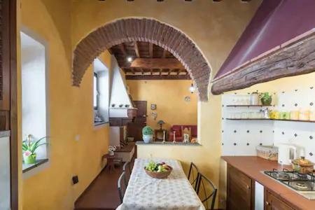 Real Rustic Tuscany Style In Center Florence Luaran gambar