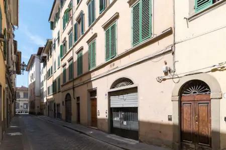 Real Rustic Tuscany Style In Center Florence Luaran gambar